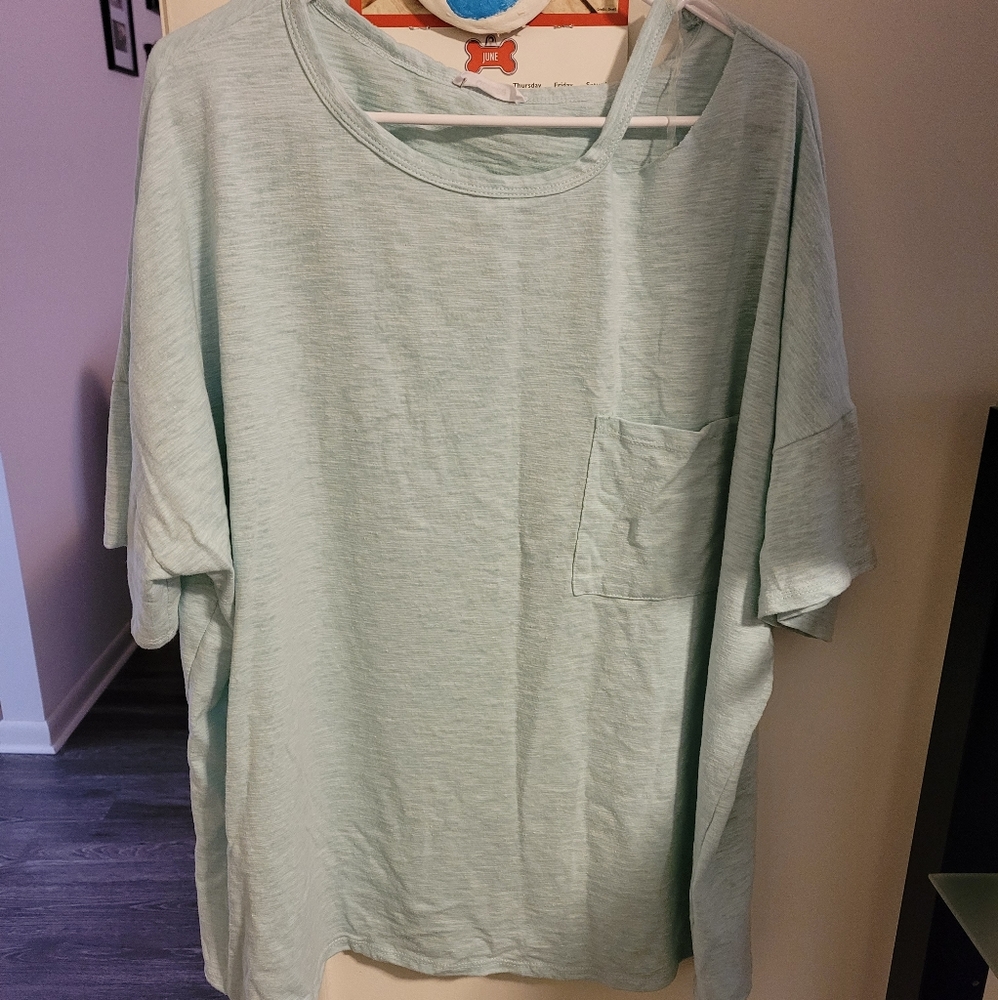 Women's 3x tops